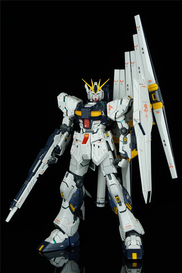 实体商品: 高达模型